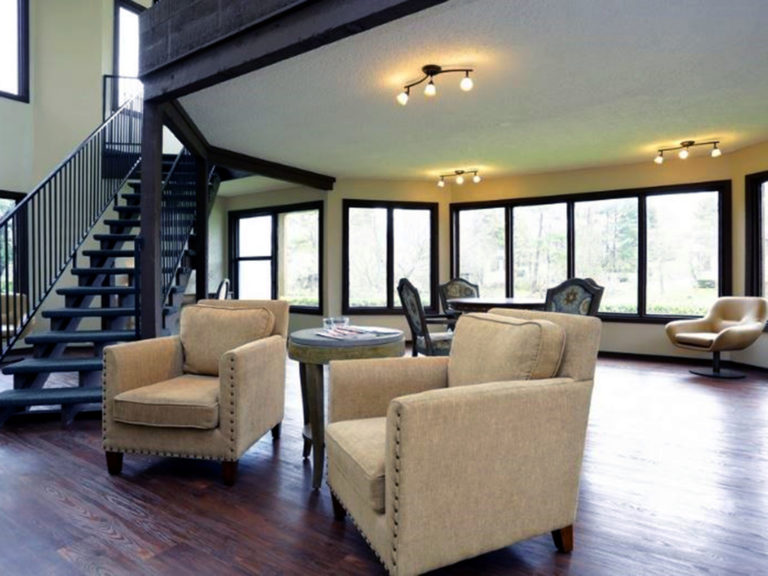 Willow Lake Apartment complex in Longview, Texas