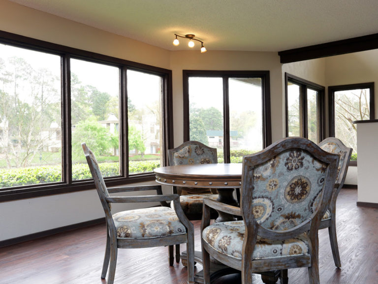 Willow Lake Apartment complex in Longview, Texas